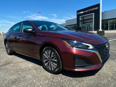 Photos of 2025 Nissan Altima 2.5 SV for sale in Indianapolis, IN at RS Motors