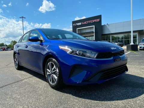 Blue 2022 Kia Forte LXS for sale in Indianapolis, IN