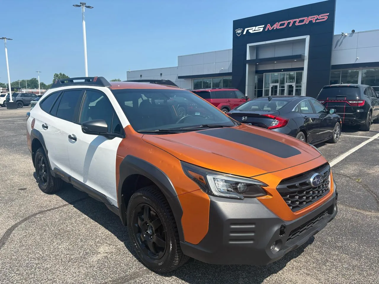 White 2022 Subaru Outback Wilderness for sale in Indianapolis, IN