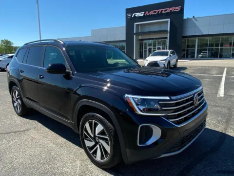 Black 2026 Volkswagen Atlas SE 4MOTION for sale in Indianapolis, IN