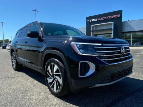 Photos of 2026 Volkswagen Atlas SE 4MOTION for sale in Indianapolis, IN at RS Motors