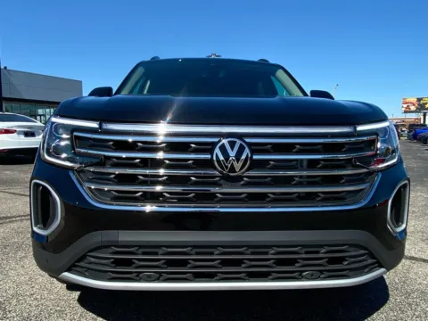More photos of 2026 Volkswagen Atlas SE 4MOTION at RS Motors, IN