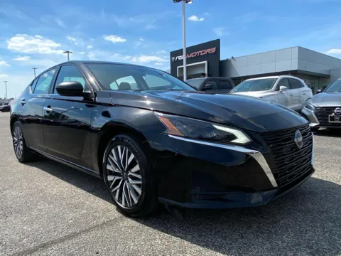 Photos of 2024 Nissan Altima 2.5 SV for sale in Indianapolis, IN at RS Motors