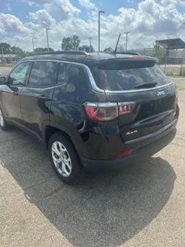 Photos of 2024 Jeep Compass Latitude for sale in Indianapolis, IN at RS Motors