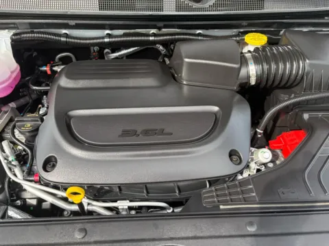 More photos of 2026 Chrysler Pacifica Select at RS Motors, IN