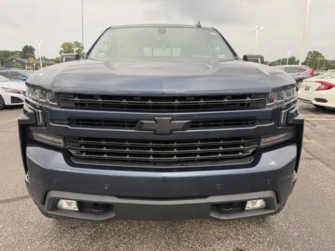 More photos of 2019 Chevrolet Silverado 1500 RST Crew Cab 4WD at RS Motors, IN