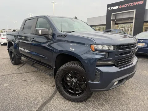 Photos of 2019 Chevrolet Silverado 1500 RST Crew Cab 4WD for sale in Indianapolis, IN at RS Motors