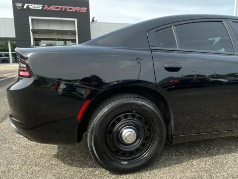 More photos of 2019 Dodge Charger Police at RS Motors, IN