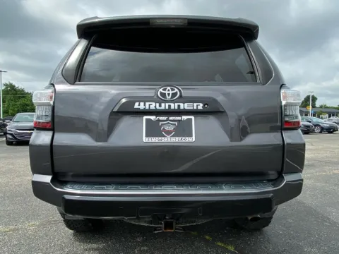 More photos of 2016 Toyota 4Runner Trail 4WD at RS Motors, IN