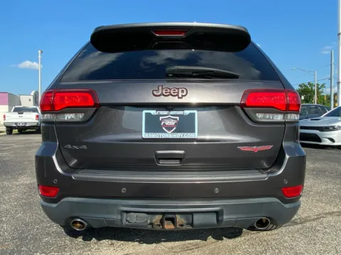 More photos of 2018 Jeep Grand Cherokee Trailhawk 4WD at RS Motors, IN