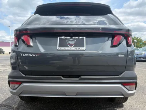 More photos of 2026 Hyundai Tucson SEL AWD at RS Motors, IN