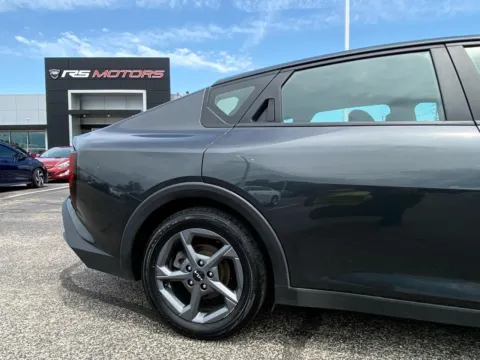 More photos of 2025 Kia K4 LXS at RS Motors, IN