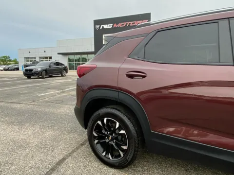 More photos of 2023 Chevrolet TrailBlazer LT at RS Motors, IN