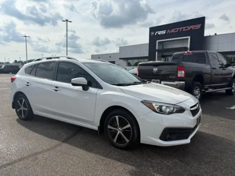 White 2021 Subaru Impreza 2.0i Premium CVT 5-Door for sale in Indianapolis, IN
