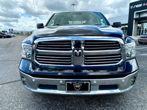 More photos of 2018 RAM 1500 SLT Quad Cab 4WD at RS Motors, IN