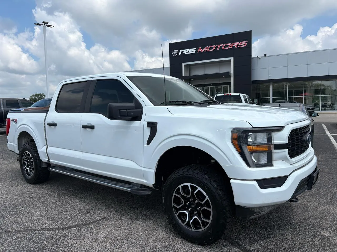 White 2023 Ford F-150 STX SuperCrew 4WD for sale in Indianapolis, IN