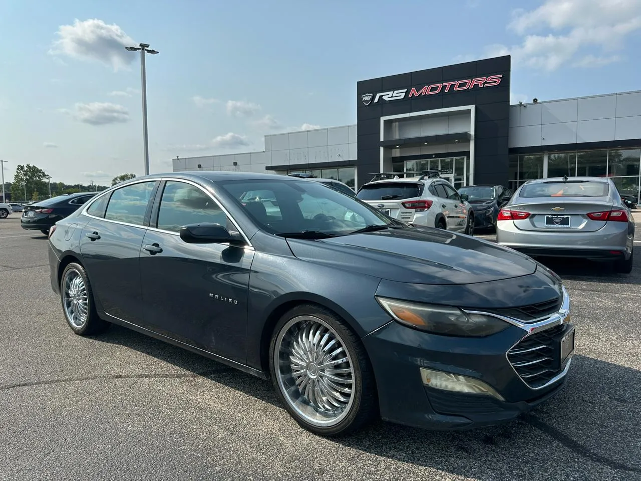 Gray 2021 Chevrolet Malibu LT for sale in Indianapolis, IN