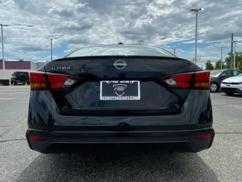 More photos of 2025 Nissan Altima 2.5 SV at RS Motors, IN