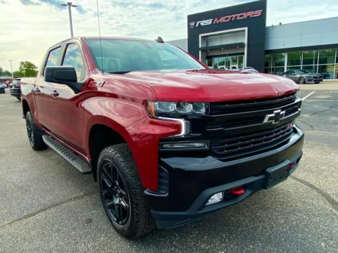 Photos of 2021 Chevrolet Silverado 1500 LT Trail Boss Crew Cab 4WD for sale in Indianapolis, IN at RS Motors