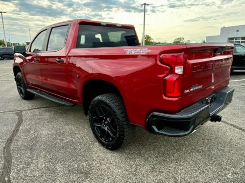Another view of 2021 Chevrolet Silverado 1500 LT Trail Boss Crew Cab 4WD for sale in Indianapolis, IN at RS Motors
