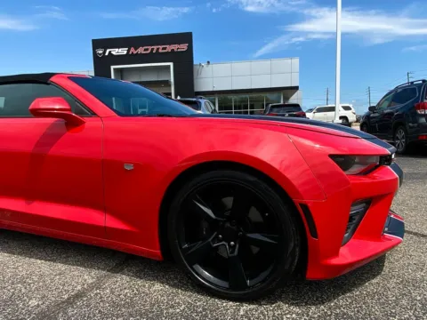 More photos of 2017 Chevrolet Camaro 1SS Convertible at RS Motors, IN