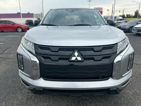 More photos of 2025 Mitsubishi Outlander Sport 2.0 ES 4WD at RS Motors, IN