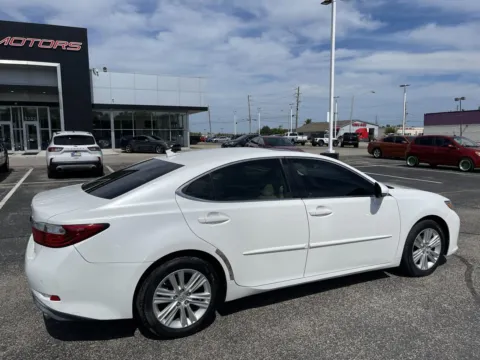 More photos of 2013 Lexus ES 350 Sedan at RS Motors, IN