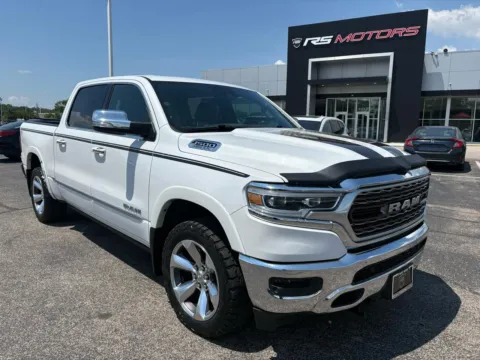 White 2019 RAM 1500 Limited Crew Cab SWB 4WD for sale in Indianapolis, IN
