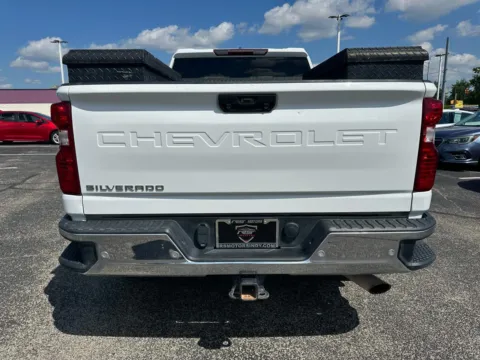 More photos of 2021 Chevrolet Silverado 2500HD Work Truck Crew Cab Long Box 4WD at RS Motors, IN