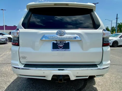 More photos of 2015 Toyota 4Runner Limited 4WD V6 at RS Motors, IN
