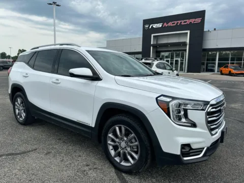 White 2024 GMC Terrain SLT AWD for sale in Indianapolis, IN
