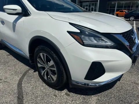 Photos of 2019 Nissan Murano S for sale in Indianapolis, IN at RS Motors