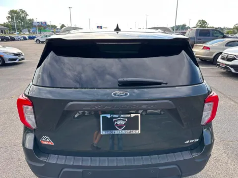 More photos of 2022 Ford Explorer Timberline AWD at RS Motors, IN