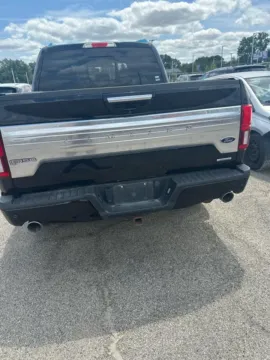 More photos of 2020 Ford F-150 Lariat SuperCrew 6.5-ft. Bed 4WD at RS Motors, IN