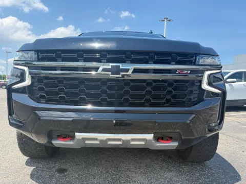 More photos of 2021 Chevrolet Suburban Z71 at RS Motors, IN