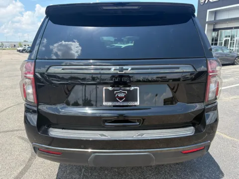 More photos of 2021 Chevrolet Suburban Z71 at RS Motors, IN