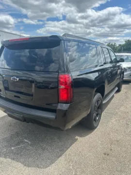 More photos of 2018 Chevrolet Suburban LT 4WD at RS Motors, IN