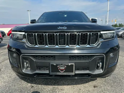 More photos of 2021 Jeep Grand Cherokee L Overland 4WD at RS Motors, IN