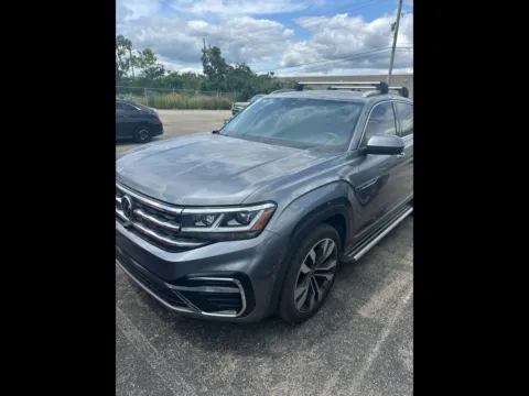 Gray 2020 Volkswagen Atlas Cross Sport V6 SEL Premium R-Line 4MOTION for sale in Indianapolis, IN