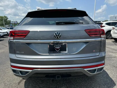More photos of 2020 Volkswagen Atlas Cross Sport V6 SEL Premium R-Line 4MOTION at RS Motors, IN