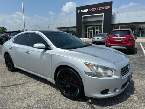 Photos of 2011 Nissan Maxima SV for sale in Indianapolis, IN at RS Motors