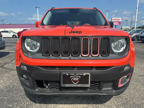 More photos of 2017 Jeep Renegade Latitude 4WD at RS Motors, IN