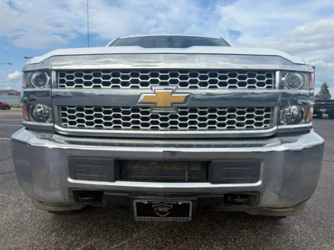 More photos of 2019 Chevrolet Silverado 2500HD Work Truck Crew Cab Long Box 4WD at RS Motors, IN