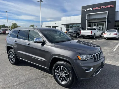 Gray 2018 Jeep Grand Cherokee Limited 4WD for sale in Indianapolis, IN