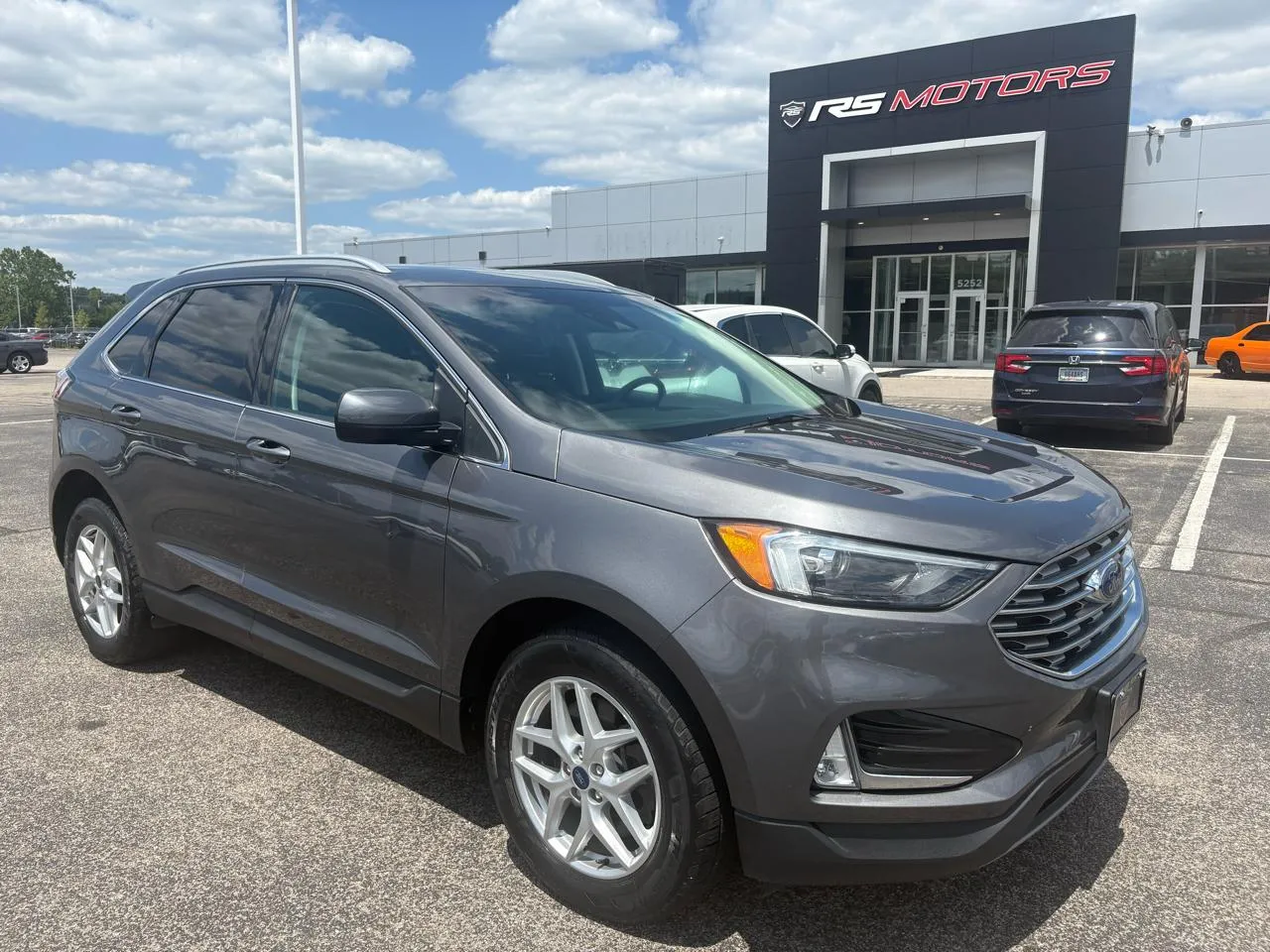 Gray 2022 Ford Edge SEL AWD for sale in Indianapolis, IN