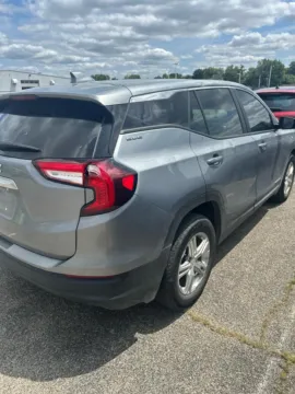 More photos of 2024 GMC Terrain SLE at RS Motors, IN