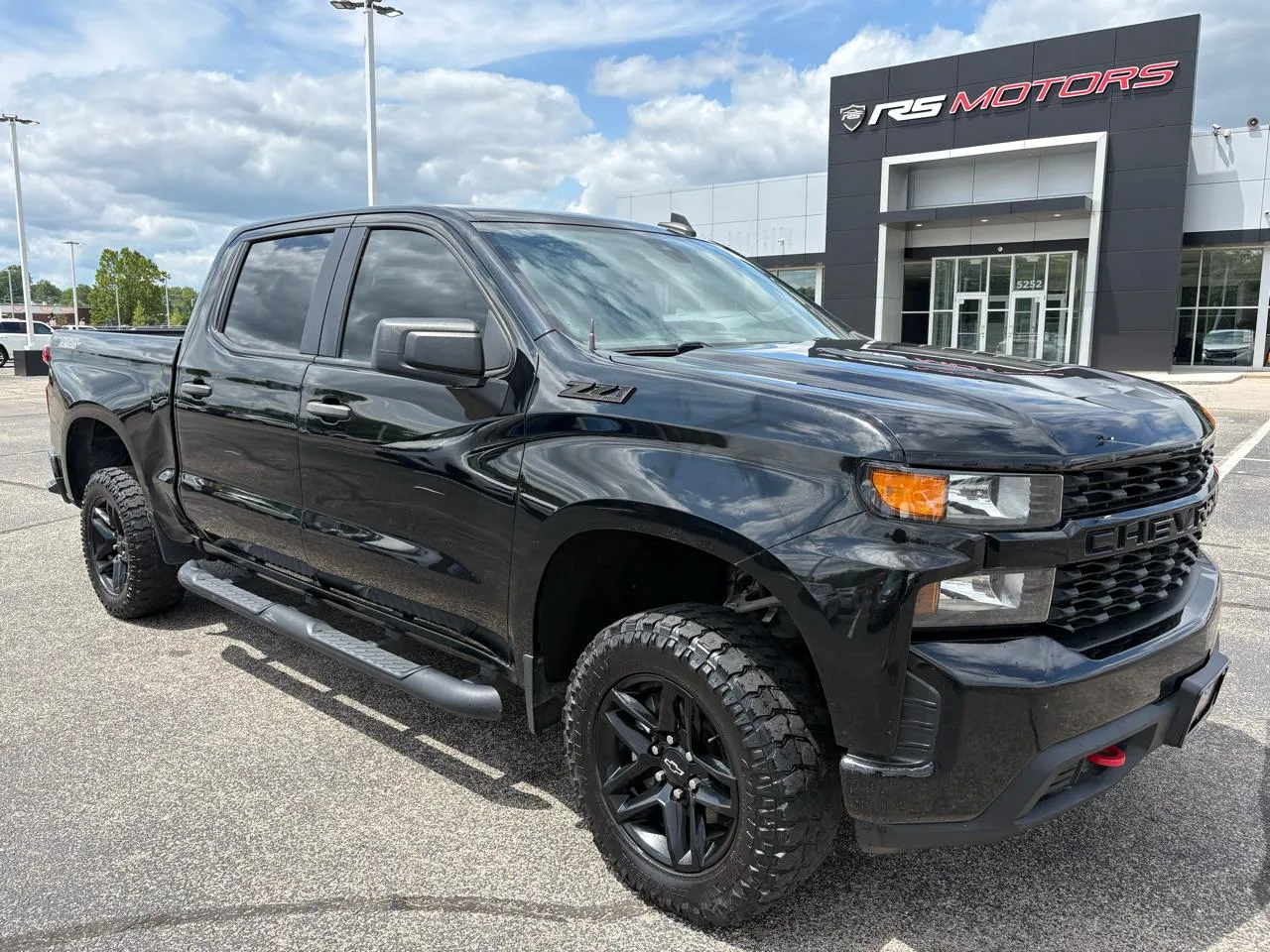 Black 2021 Chevrolet Silverado 1500 Custom Trail Boss Crew Cab Long Box 4WD for sale in Indianapolis, IN
