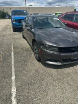 More photos of 2019 Dodge Charger SXT at RS Motors, IN