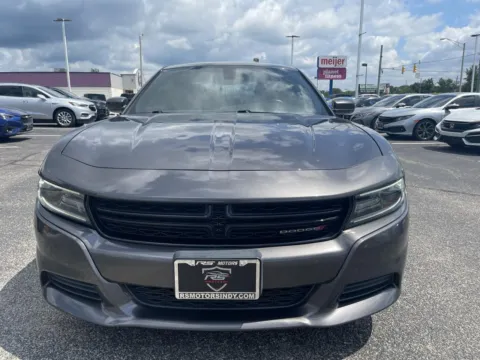 More photos of 2019 Dodge Charger SXT at RS Motors, IN