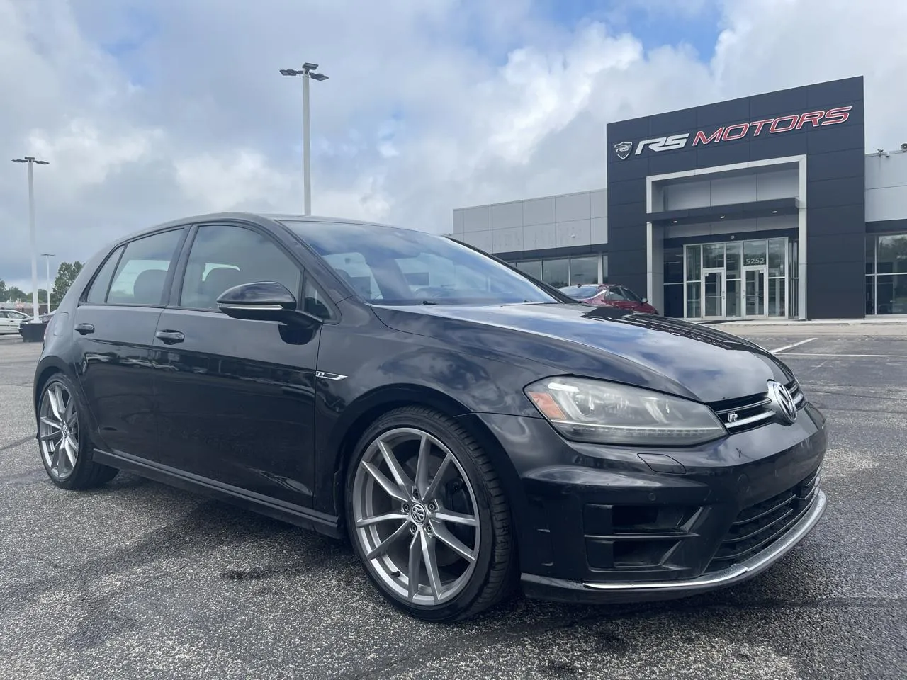 Black 2017 Volkswagen Golf R DCS and Navigation 6M for sale in Indianapolis, IN